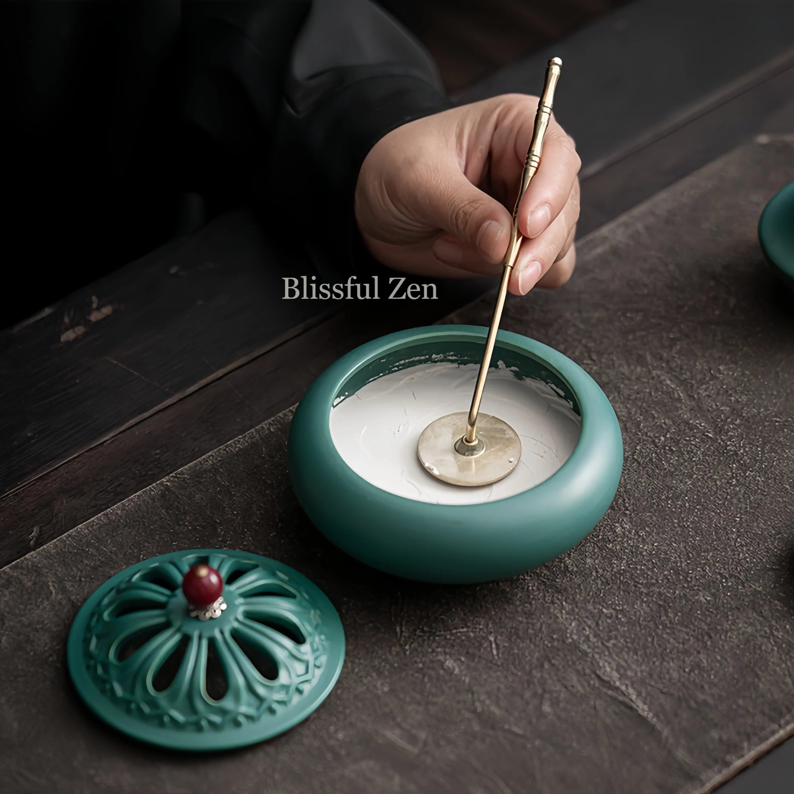 Ceramic Incense Burner Set in Peacock Green – For Relaxation & Stress Relief