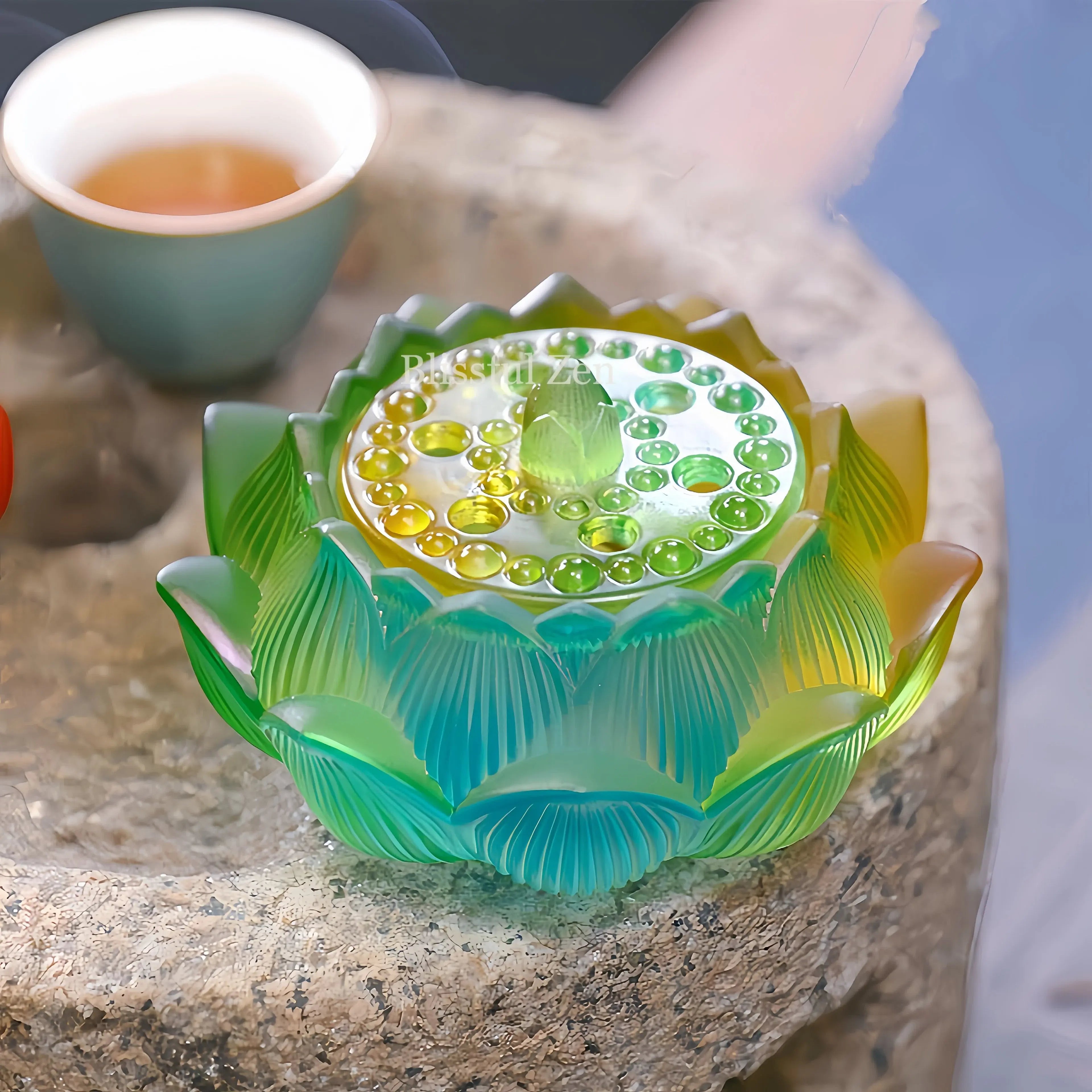 Liuli Glow-In-The-Dark Lotus Incense Burner For Incense Seals, Stick Incense, Coil Incense, Cone Incense